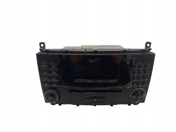 фото №1, Mercedes w203 радио заводские cd радиопроигрыватель a2038700589