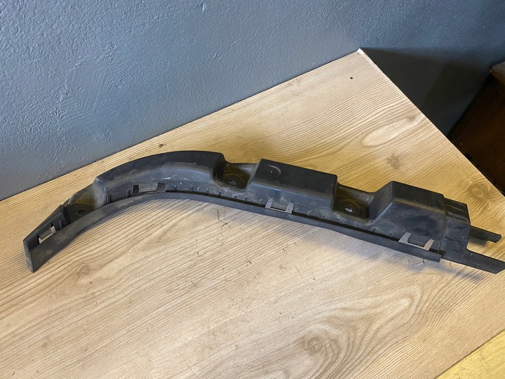 фото №1, Leon ii рестайлінг ковзун бампера зад праві 1p0807864