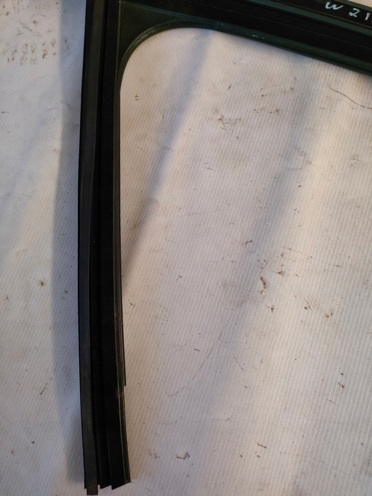 фото №7, Mercedes w213 универсал прокладка дверь правые перед