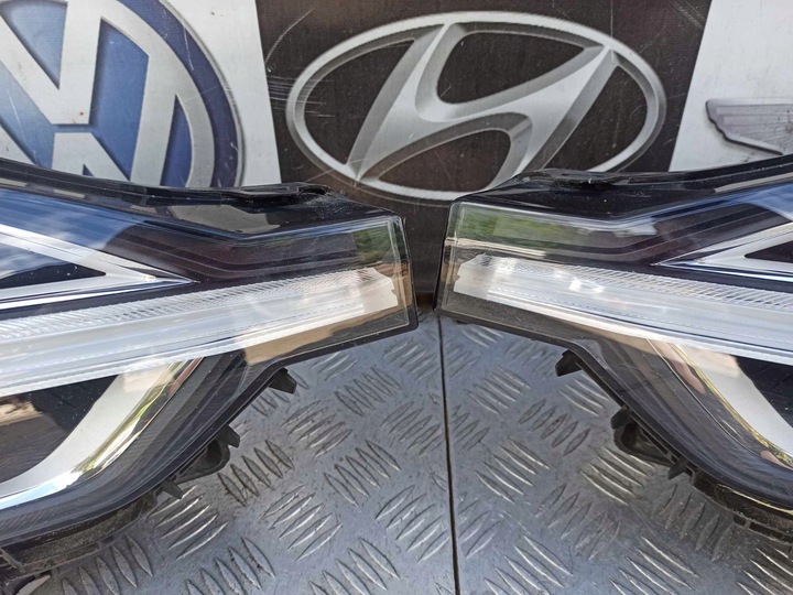 фото №6, Volvo xc60 ii лампа перед левая правая полный led 2019r 31656617 31656616