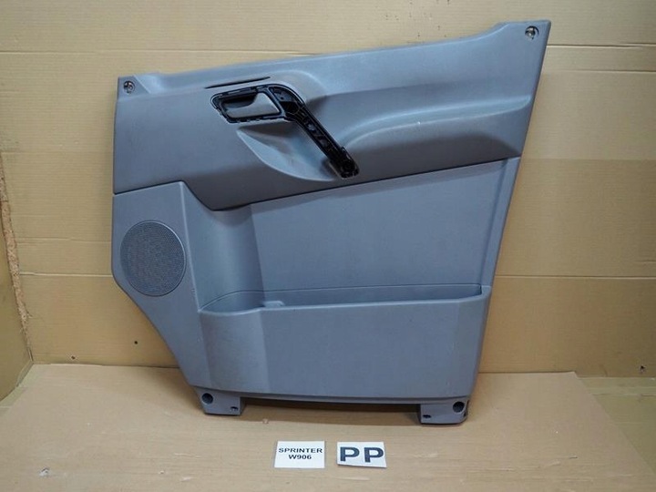 фото №1, Обивка дверь правых передних sprinter 906