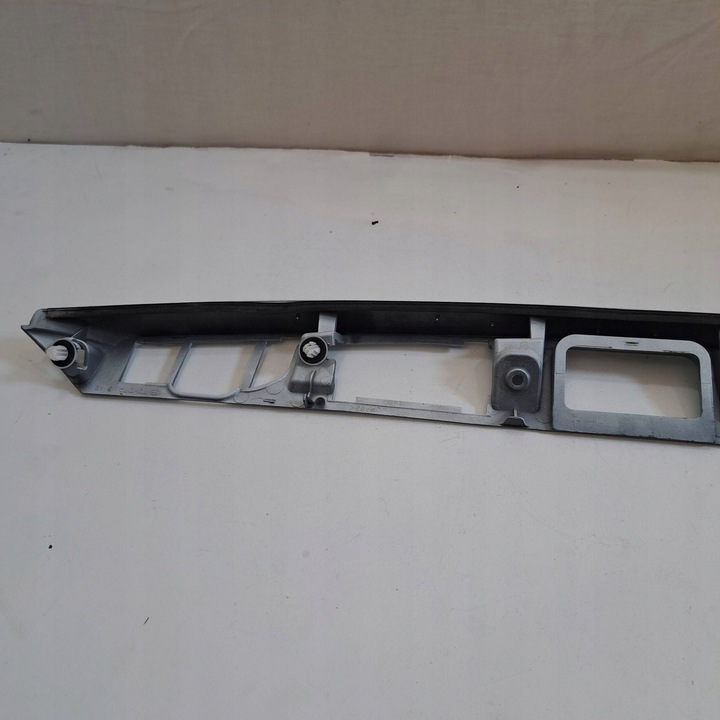 фото №7, Toyota camry viii xv70 накладка накладка задньої кришки багажника 76811-33520