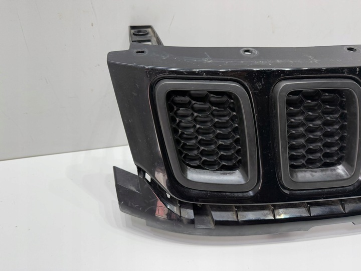 фото №2, Jeep compass ii 17- решітка радіатора решітка