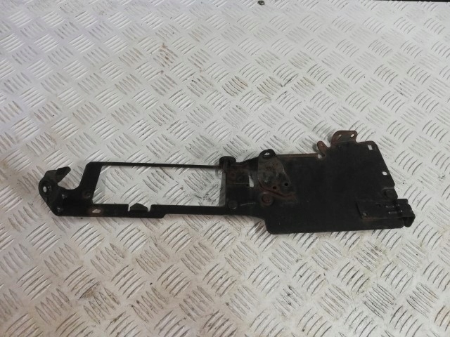 фото №1, Citroen ds4 кронштейн старт сплав 9671952380