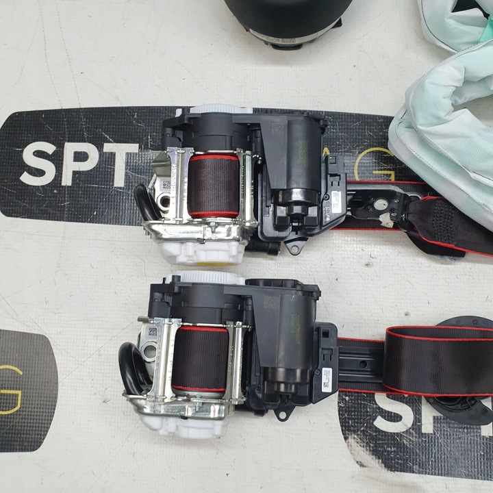 фото №8, Audi a3 8y панель консоль нова szyta подушки ремені подушка безпеки сірий нитка s3 rs3