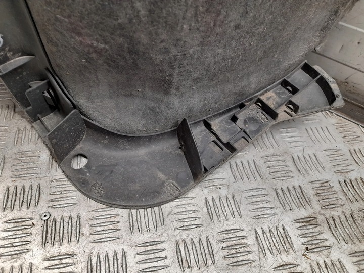 фото №5, Audi q8 4m8810172l зад сторона правая защитные накладки брызговики