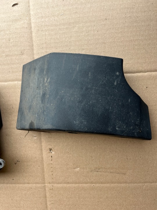 фото №1, Левая планка пороговая bucik volvo v50 2004-2007 eu