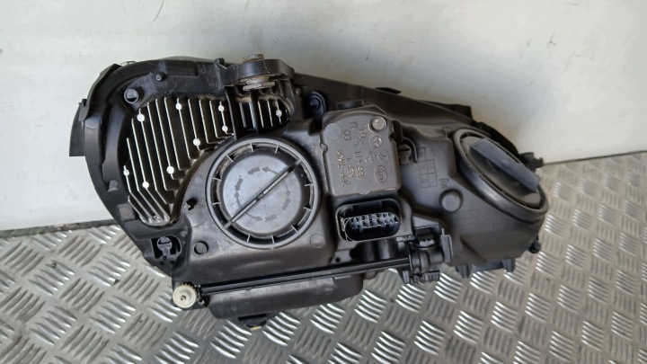фото №11, Mercedes e klasa w 212 09-13 a2128200139 bi ксенон поворотный led hella европа