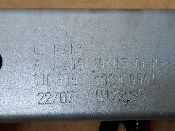 фото №9, Кронштейн  усилитель лонжерон правое перед audi tt 8j 2006-2014 8j0806110d