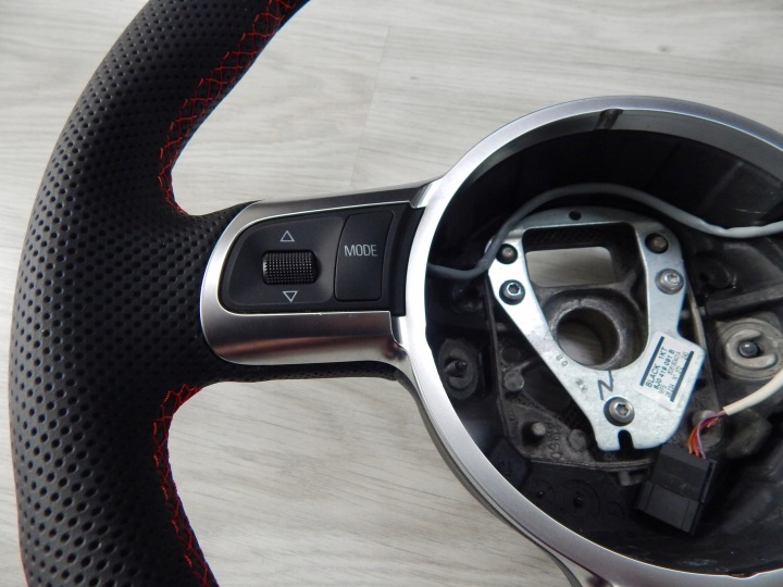 фото №9, Audi tt 8j0 - руль новая кожа мульти sport алькантара