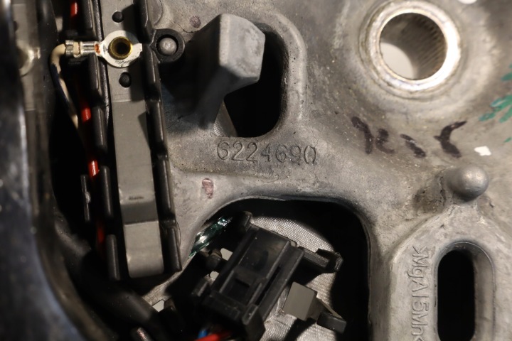 фото №9, Кермо renault clio iv 1.5dci