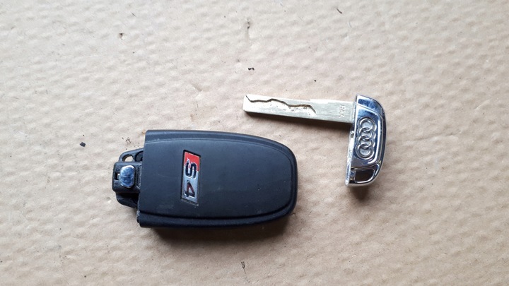 фото №6, S4 b8 a4 ключ pilot 8t0959754aj