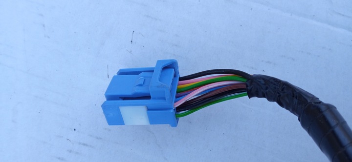 фото №11, Tesla модель y 20- зеркало правые 13 pin 8202206