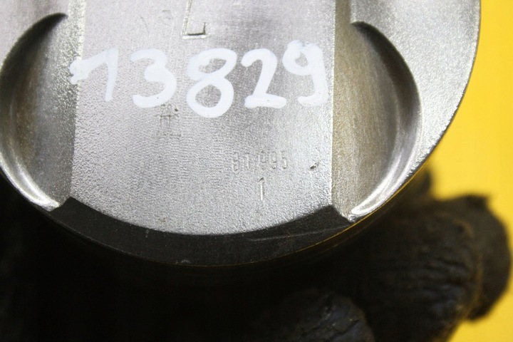 фото №11, Поршень поршни шатун a6 c4 81l23 077b 4.2 b