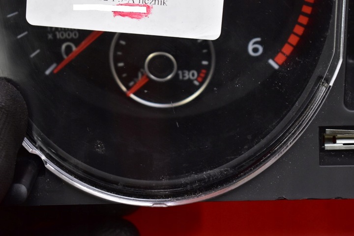 фото №12, Спидометр приборы автомат eu 3aa920880c vw passat b7 2.0 tdi 140 km 10-15