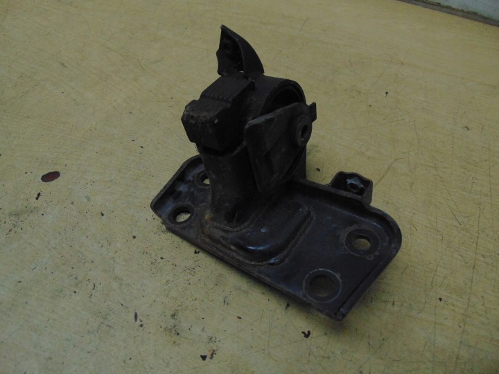 фото №7, Подушка двигуна toyota avensis t27 2.0 d4d