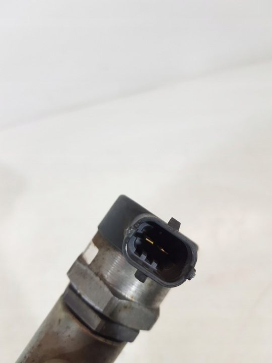 фото №13, Планка впрыскивающий датчики 30777759 volvo v70 xc60 xc70 2.4 2.0d