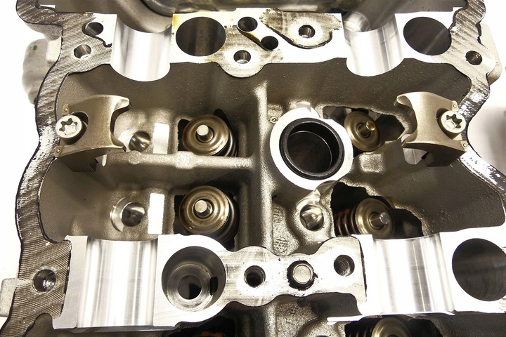 фото №11, Mercedes w205 c43 amg 3.0 biturbo 276 головка правая