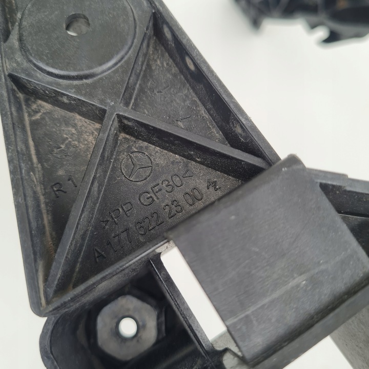 фото №11, Mercedes a-klasa w177 pas переднее усилитель