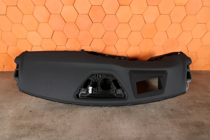 фото №8, Bmw x1 u11 x2 u10 оригінальна торпедо роздавальна консоль чорна head up