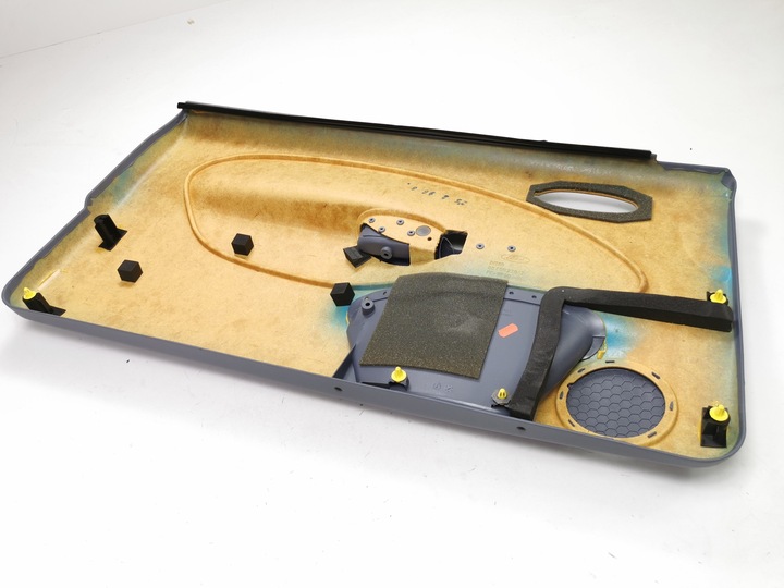 фото №6, Боковина двері праві перед ford fiesta mk4 оригінальний номер 1021505