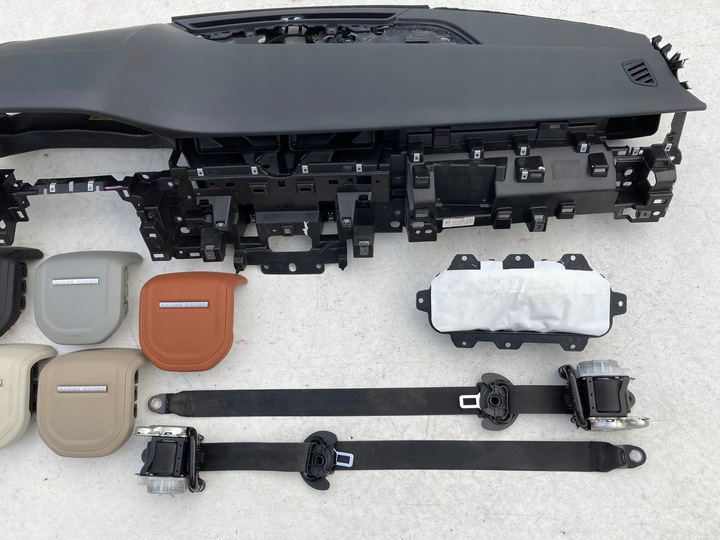 фото №6, Range rover evoque l551 панель консоль подушки