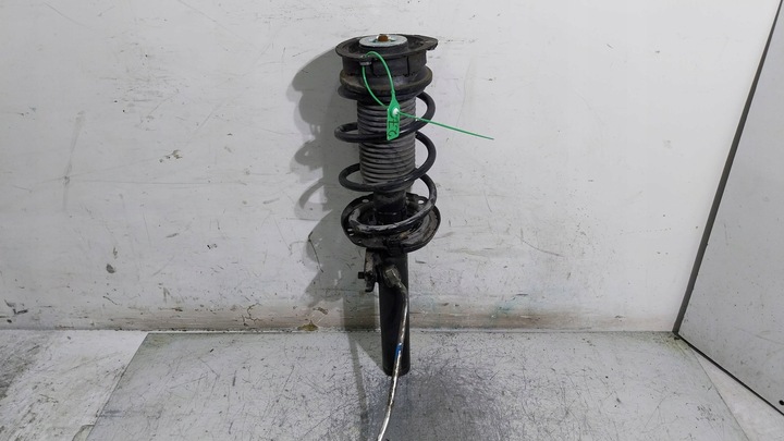 фото №1, Амортизатор праві перед 5q0413023fh a3 8v golf vii t-roc leon 5f octavia 3