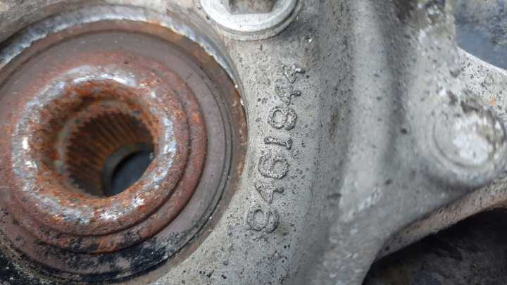 фото №6, Поворотна опора права 9461944 volvo v70 ii 00-07r 2.4b 140km