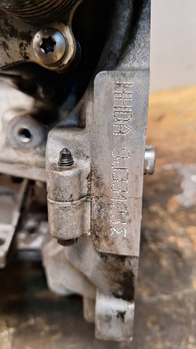 фото №6, Двигатель hhda ford fiesta mk7 focus mk2 c-max mk1 1.6 tdci 90km голый стойка