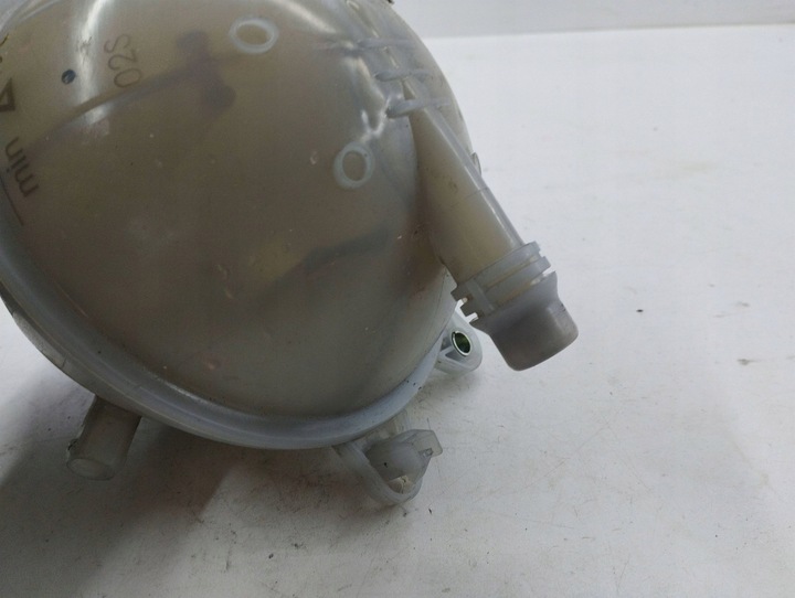 фото №6, Audi q5 sq5 2020 бак расширительный охлаждающая жидкость