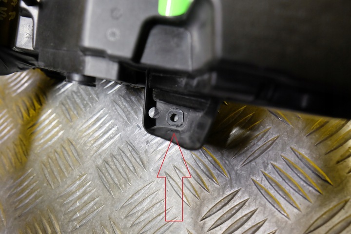 фото №13, Lincoln corsair 2020- лампа led противотуманная r usa