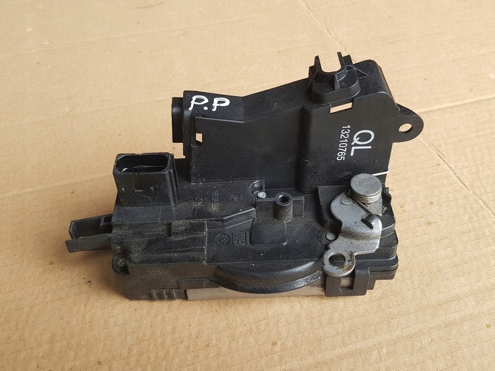 фото №1, Замок двері правий перед / opel vectra c 02-08 / 13210765 ql 5 pin / справний