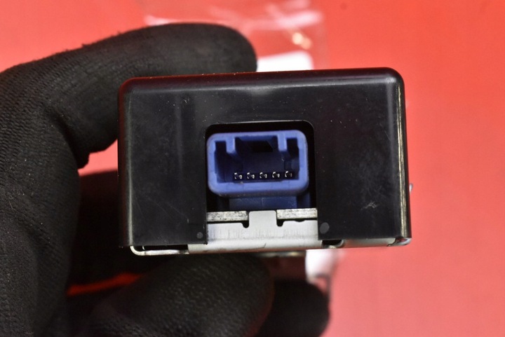 фото №8, Блок управления модуль дверь 89740-05070 toyota avensis t27 универсал рестайлинг 15-20