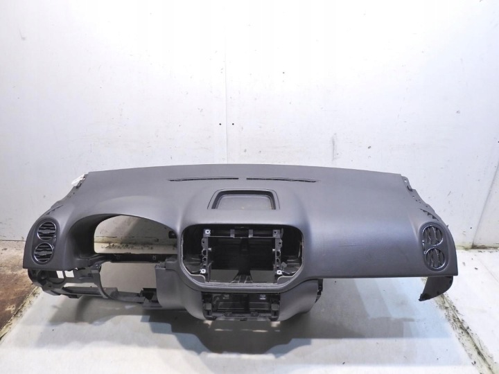 фото №7, Торпедо роздавальна консоль vw golf v plus 5m1857669