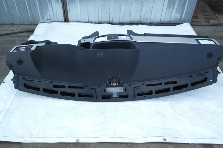 фото №10, Mercedes-benz e w212 2011 всі панелі розподільчі, консоль