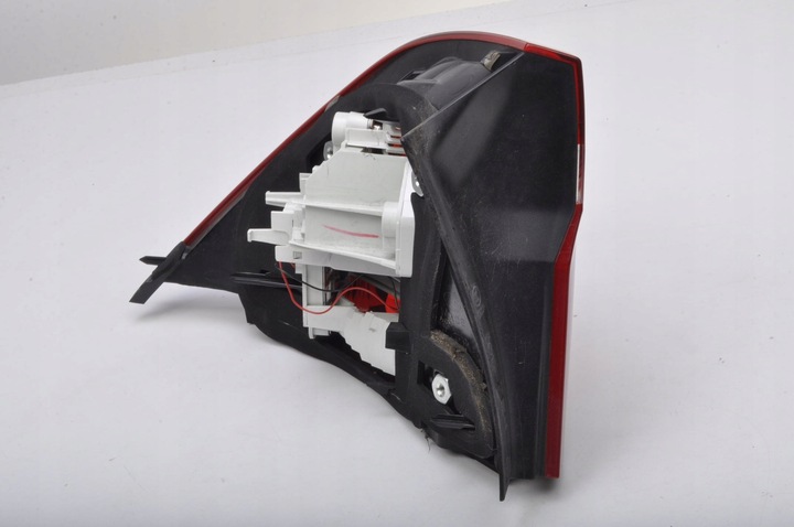 фото №7, Volvo s60 ii лампа права задня правий зад 30796268 sedan