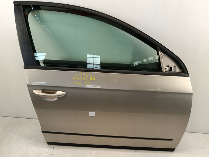 фото №1, Дверь правые передние vw passat b6 05-10 ld1w