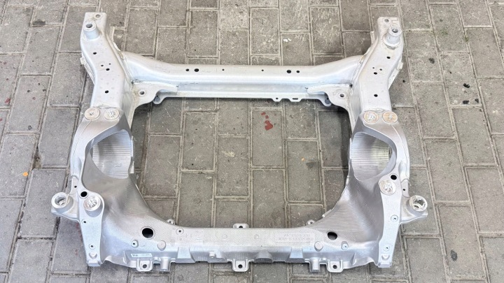 фото №11, Mercedes w254 glc тележка подрамник подвешивание передние a2546200000