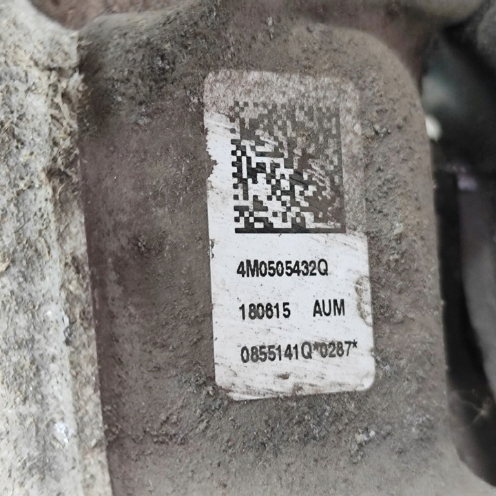 фото №8, Audi q7 4m 2016 права сторона ступиця колеса заднього