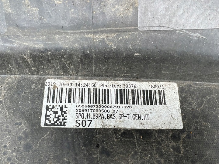 фото №8, Audi a4 b9 8w9 универсал рестайлинг 20- бампер зад bez pdc