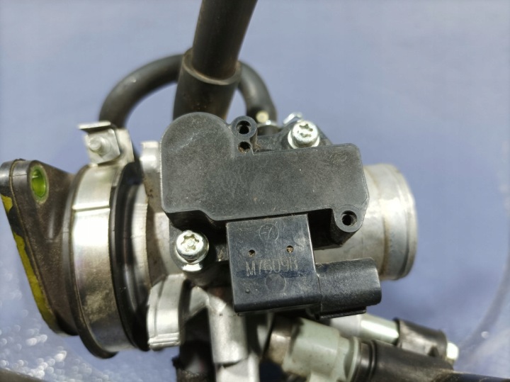 фото №8, Yamaha yzf r3 15-18 дросельна заслінка форсунка