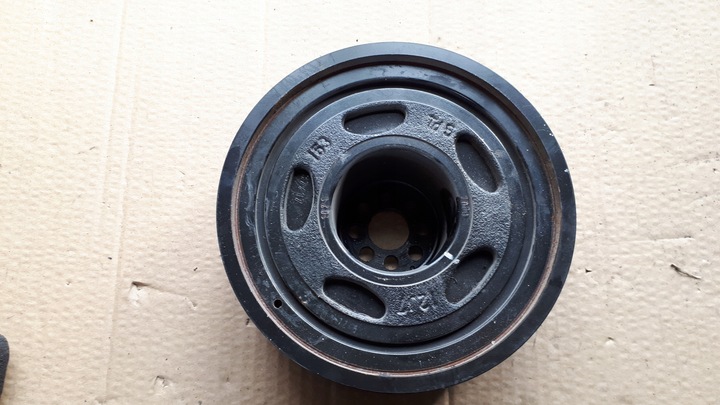 фото №1, S4 b8 колесо пасове вала 3.0 tfsi s5 06e105251f