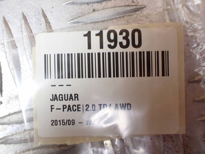 фото №9, Крепление отделка багажника jaguar f-pace hk8345530ac зад сторона правая