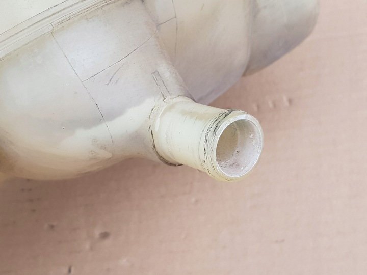 фото №8, Бачок розширювальний / opel meriva a 1.3 1.4 1.6 1.7 1.8 / 13160252