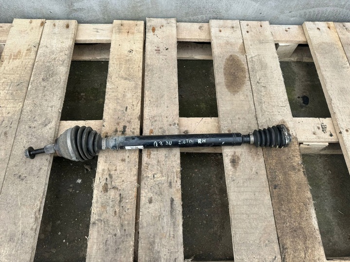 фото №1, Audi q3 8u 2.0 tdi полуось перед правая 5n0407766g
