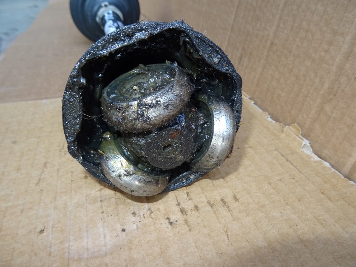 фото №3, Volkswagen t roc піввісь ліва 5q0407271db