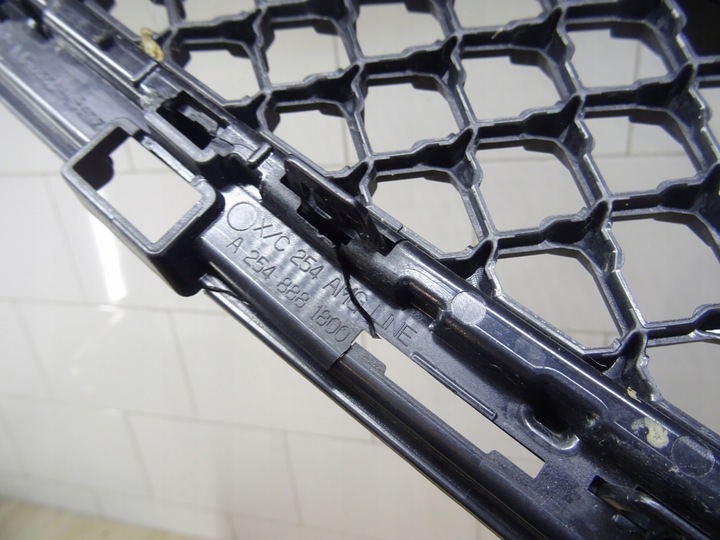 фото №10, Mercedes glc x254 amg решітка радіатора swarovski a2548881800