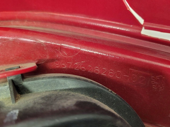 фото №11, Лампа задняя левая сторона peugeot 208 2015 9672628280