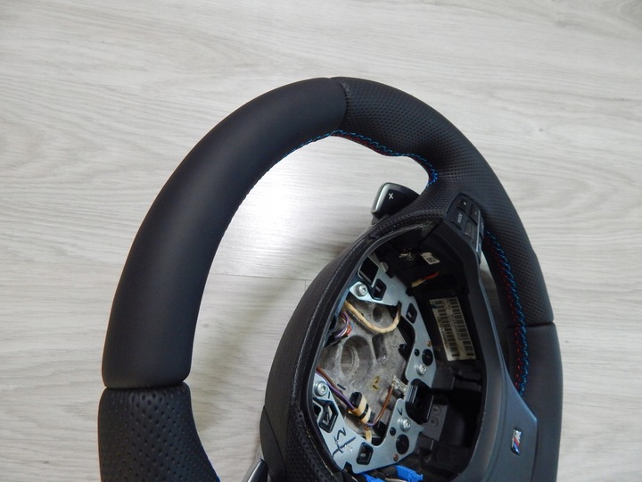 фото №7, Bmw f10 f11 f12 f01 f02 f06 f07 руль sport м-пакет лепестки