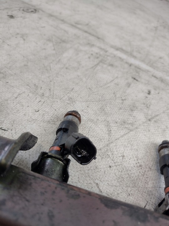 фото №9, Планка впрыскивающий nissan micra k12 1,2b